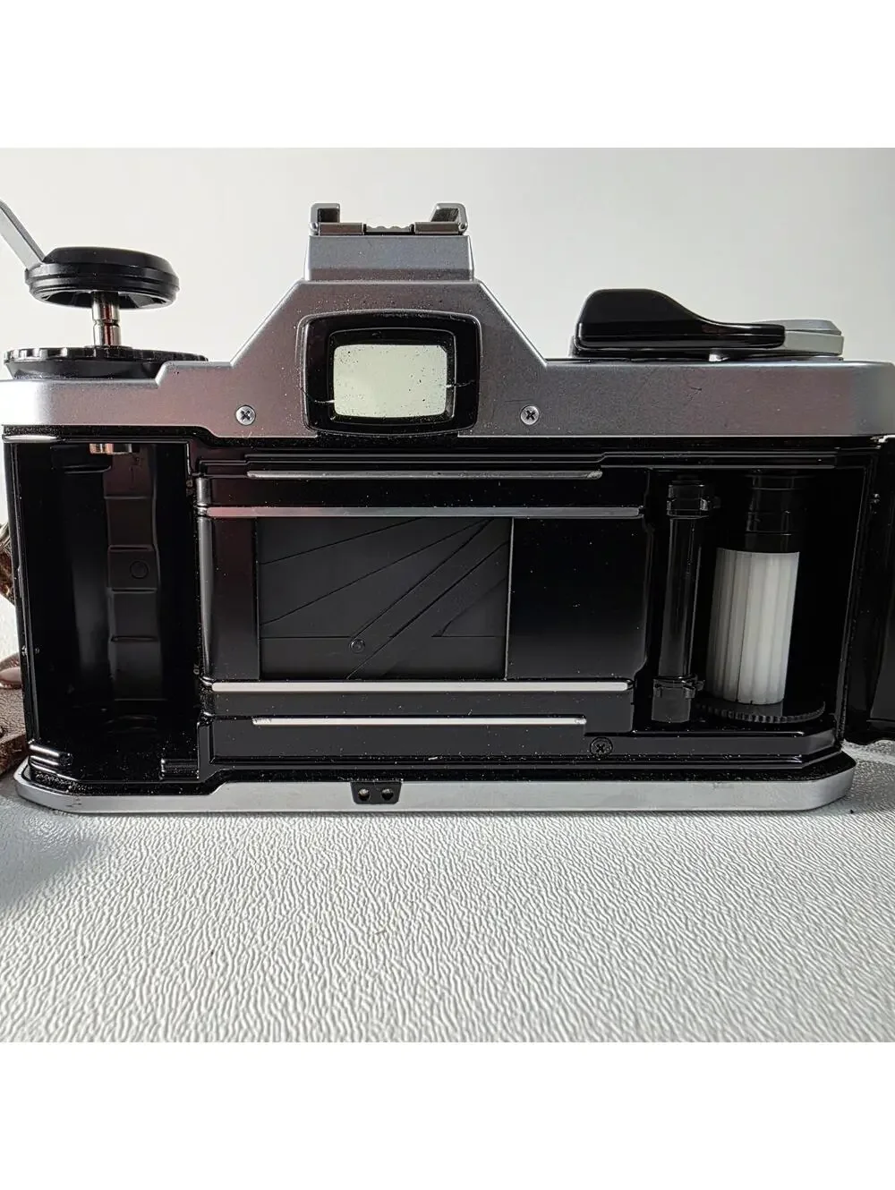 NICE Vintage Pentax MG 35mm Film Camera W/Auto Chinon 50mm 1:7 Lens